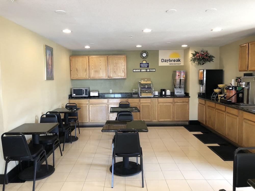 Drexel Heights Days Inn By Wyndham Tucson Airport מראה חיצוני תמונה
