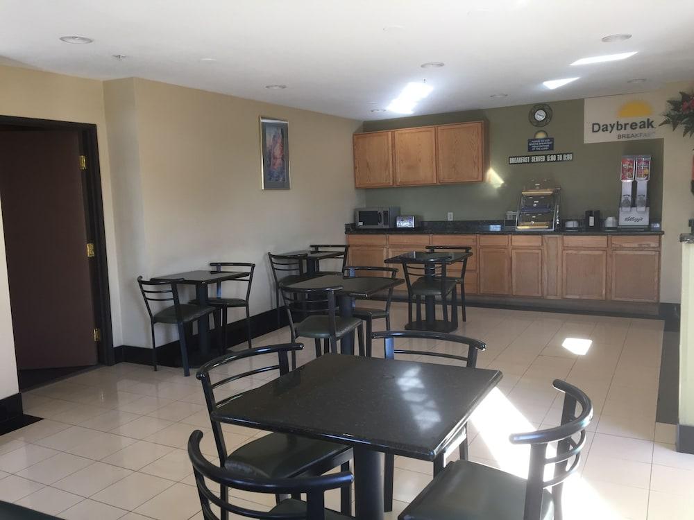 Drexel Heights Days Inn By Wyndham Tucson Airport מראה חיצוני תמונה