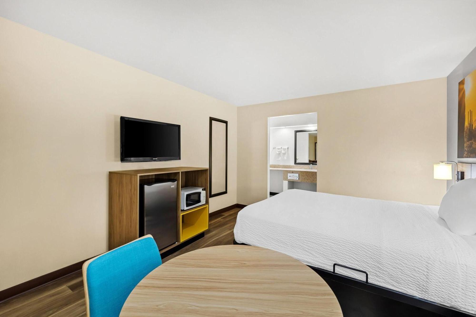 Drexel Heights Days Inn By Wyndham Tucson Airport מראה חיצוני תמונה