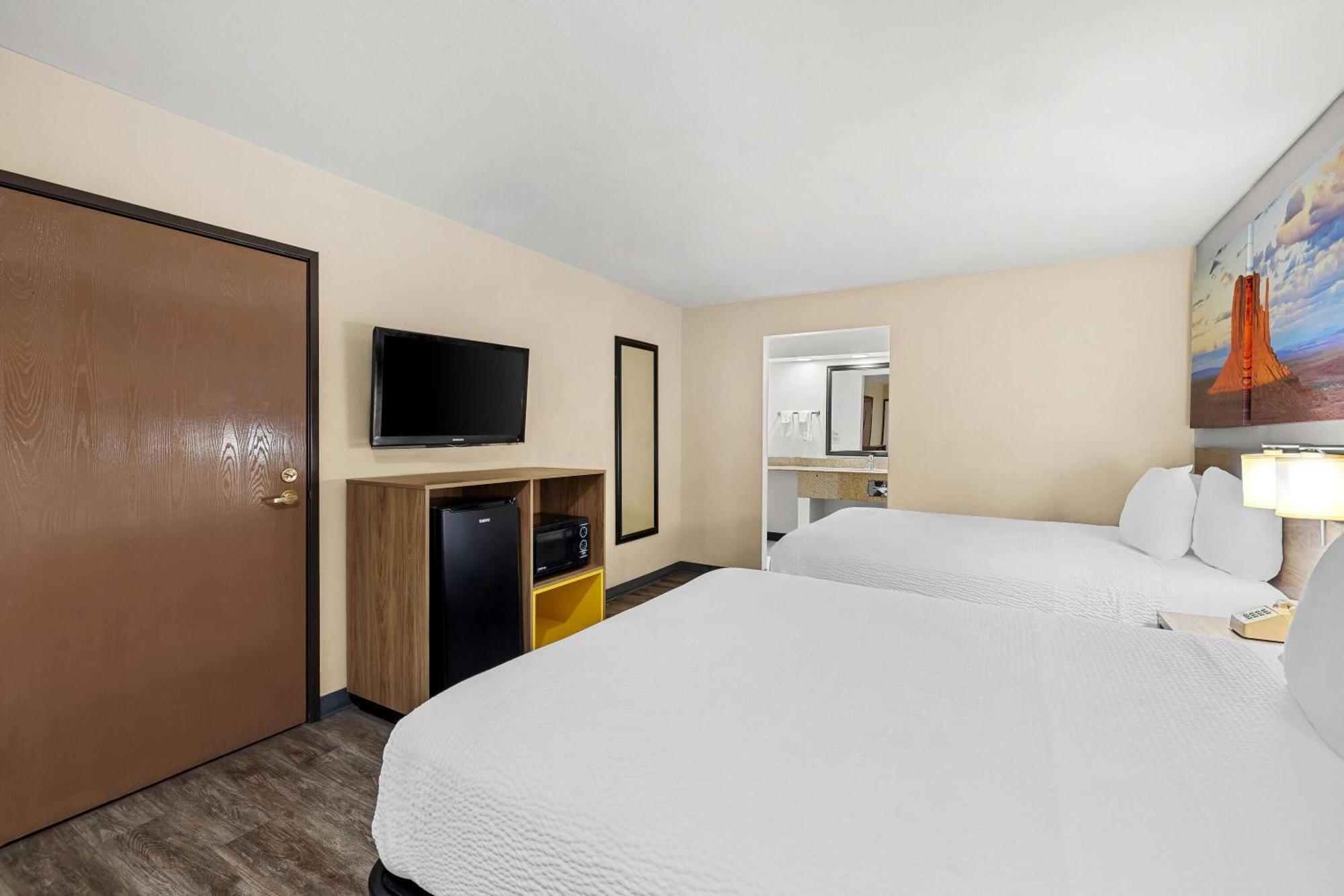Drexel Heights Days Inn By Wyndham Tucson Airport מראה חיצוני תמונה