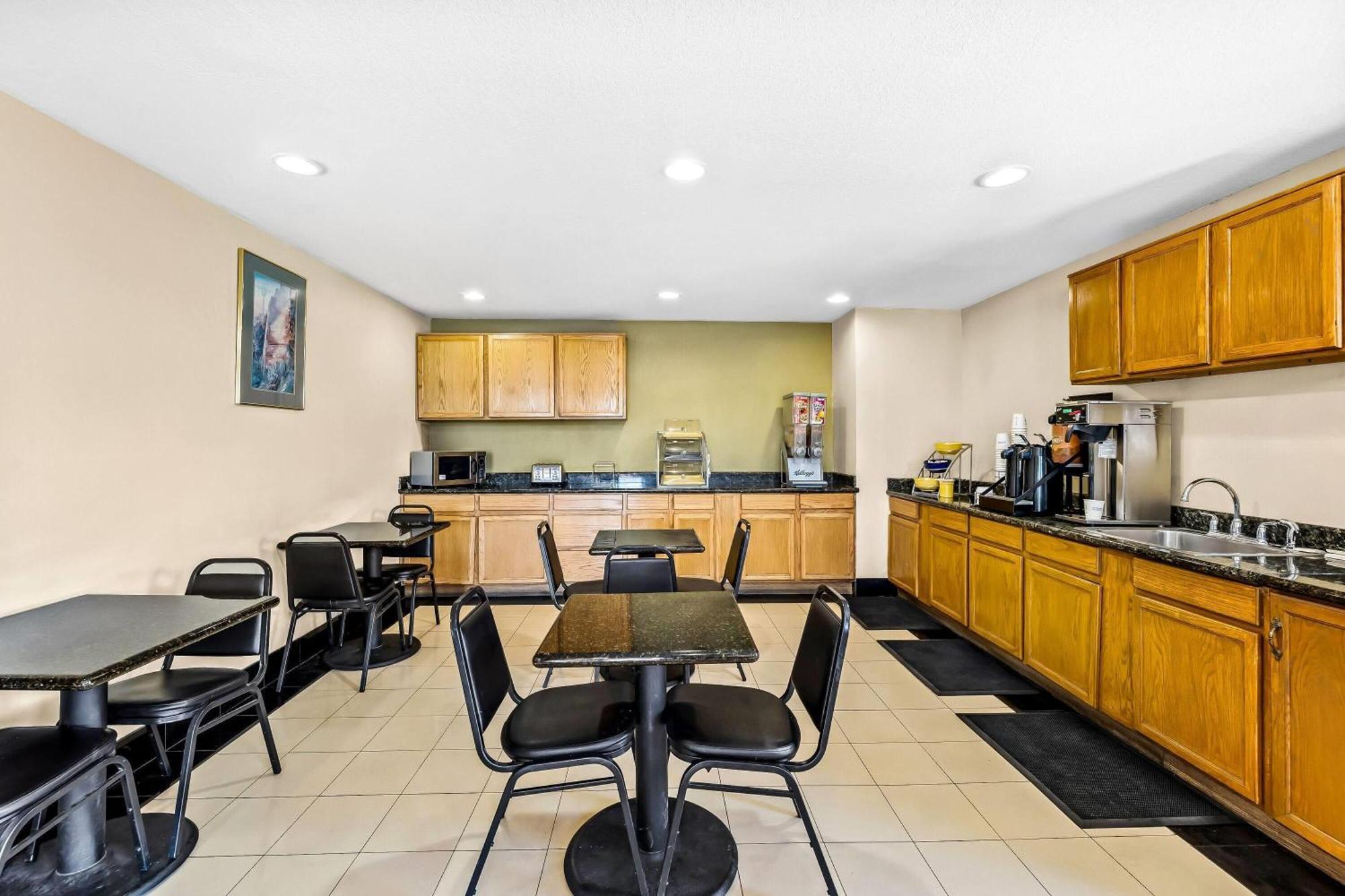 Drexel Heights Days Inn By Wyndham Tucson Airport מראה חיצוני תמונה