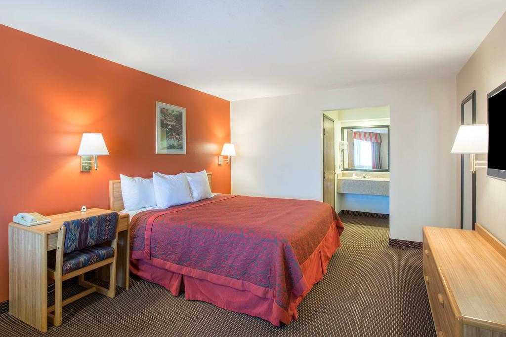 Drexel Heights Days Inn By Wyndham Tucson Airport מראה חיצוני תמונה